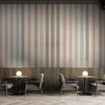 Papel de parede Padrão de riscas verticais em tons pastel.