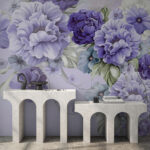 Papel de parede Flores roxas suaves com folhas verdes