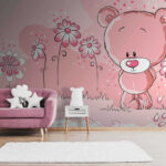 Papel de parede Urso num campo de flores cor-de-rosa.