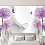 Papel de parede Papel de parede com flores roxas e borboletas