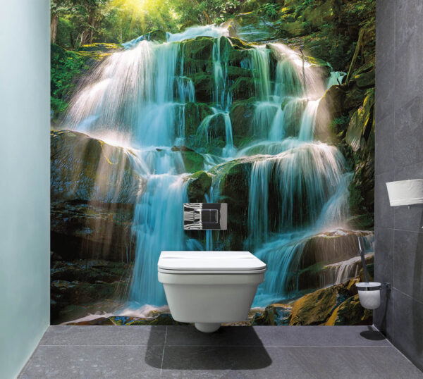 Cascata mística numa floresta luxuriante Papel de parede Cascata mística numa floresta luxuriante