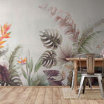 Papel de parede Folhas tropicais e flores vibrantes.