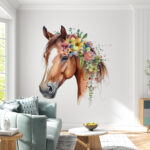 Papel de parede Cavalo adornado com flores vibrantes.