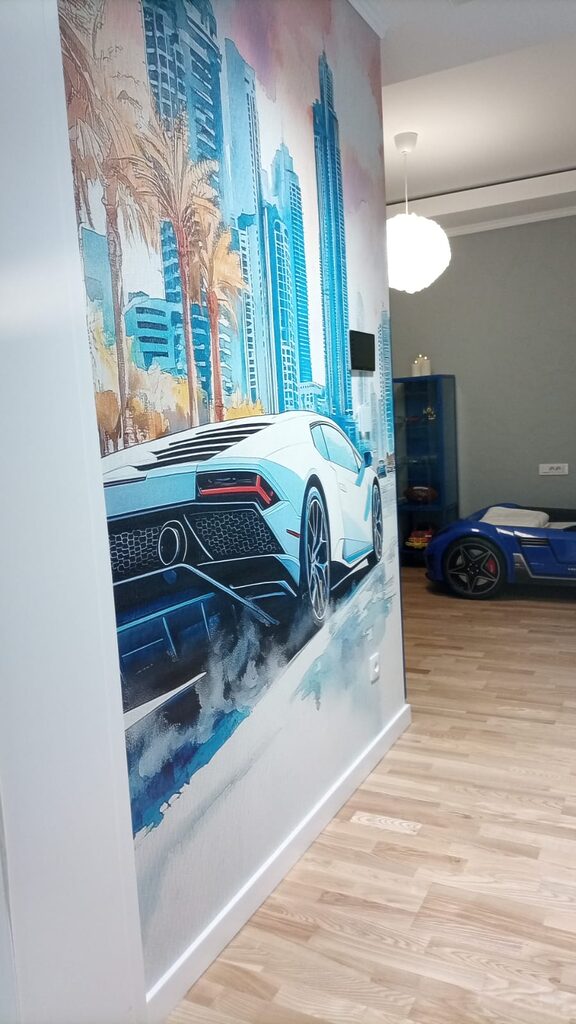 Papel de parede Pintura de um carro desportivo branco a circular numa estrada com palmeiras